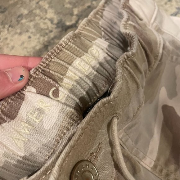 American Eagle Womans size 6 - Picture 4 of 4